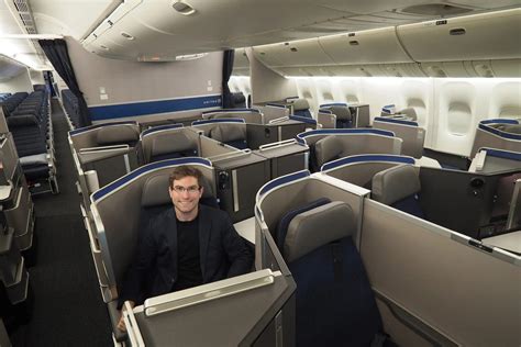 united 777-200 business class|Where to Sit When Flying United’s New 777.